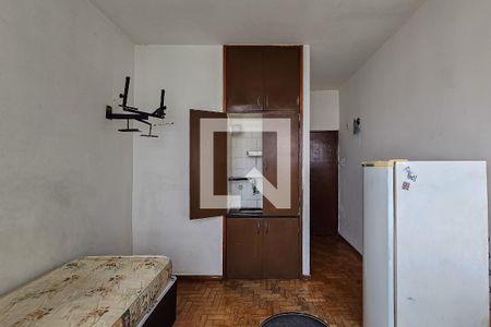 Quarto/Sala/Cozinha de apartamento à venda com 1 quarto, 19m² em Funcionários, Belo Horizonte