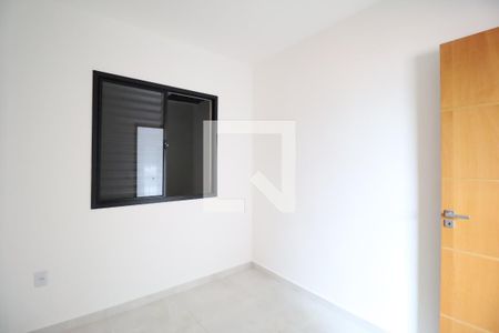 Quarto 2 de apartamento para alugar com 2 quartos, 40m² em Vila Germinal, São Paulo