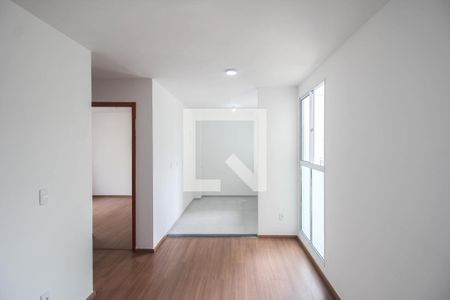 Sala de apartamento para alugar com 2 quartos, 32m² em Jardim Alvorada, Nova Iguaçu