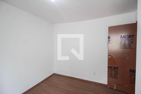 Quarto 1 de apartamento para alugar com 2 quartos, 32m² em Jardim Alvorada, Nova Iguaçu