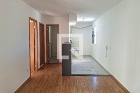 Sala de apartamento para alugar com 2 quartos, 60m² em Tribobó, São Gonçalo