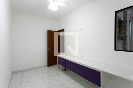 Quarto 1 de apartamento para alugar com 2 quartos, 45m² em Vila Santa Isabel, São Paulo