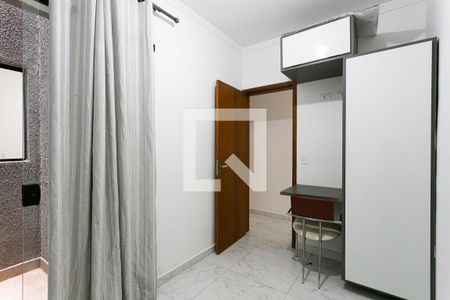 Quarto 2 de apartamento para alugar com 2 quartos, 45m² em Vila Santa Isabel, São Paulo