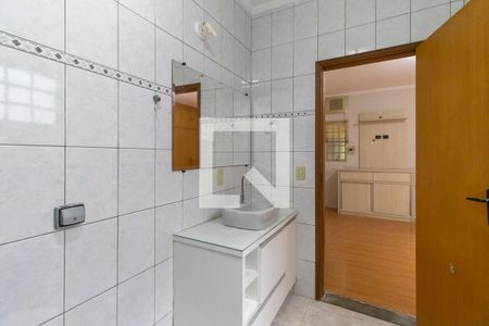 Banheiro da suíte de casa à venda com 3 quartos, 230m² em Vila Nova, Campinas