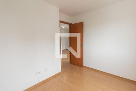 Quarto 2 de apartamento para alugar com 2 quartos, 44m² em Colubandê, São Gonçalo