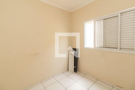 Quarto 1 de casa de condomínio para alugar com 3 quartos, 65m² em Vila Pierina, São Paulo