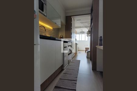 Cozinha de apartamento para alugar com 2 quartos, 94m² em Vila Brasilio Machado, São Paulo