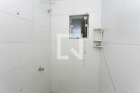 Banheiro de apartamento para alugar com 1 quarto, 36m² em Jardim Maringa, São Paulo