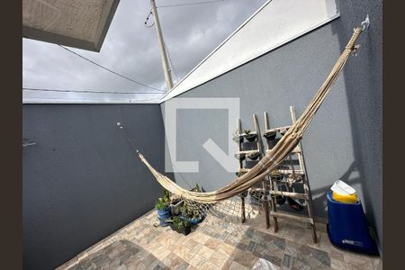 Casa à venda com 135m², 4 quartos e 2 vagas Casa à venda com 135m², 4 quartos e 2 vagasÁrea Externa