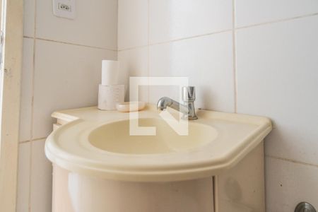 Banheiro de apartamento para alugar com 1 quarto, 132m² em Medianeira, Porto Alegre