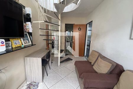 Sala de casa para alugar com 3 quartos, 100m² em Engenho do Porto, Duque de Caxias