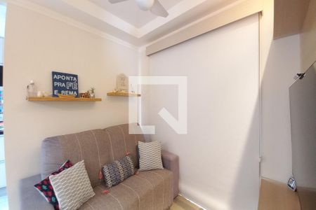 Sala de TV de apartamento à venda com 3 quartos, 60m² em Vila Satúrnia, Campinas