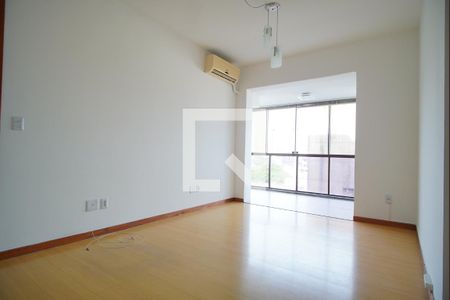 Sala de apartamento à venda com 1 quarto, 51m² em Auxiliadora, Porto Alegre