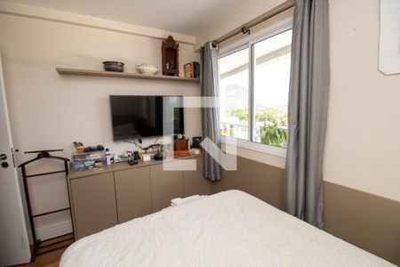 Quarto de apartamento à venda com 1 quarto, 55m² em Vargem Grande, Rio de Janeiro