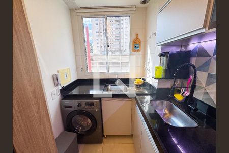 Cozinha  de apartamento à venda com 2 quartos, 56m² em Jk, Contagem