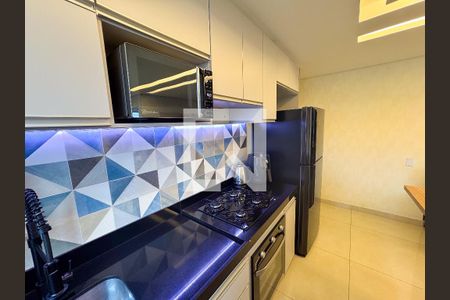 Cozinha  de apartamento à venda com 2 quartos, 56m² em Jk, Contagem