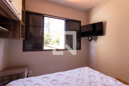 Quarto de casa à venda com 3 quartos, 246m² em Cambuí, Campinas