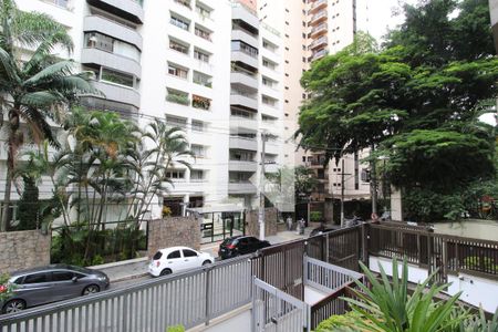 Vista da Varanda de apartamento para alugar com 2 quartos, 150m² em Jardim Europa, São Paulo