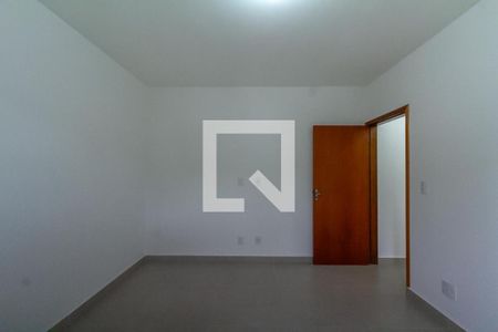 Banheiro do Quarto 3 de casa para alugar com 1 quarto, 42m² em Paulicéia, São Bernardo do Campo