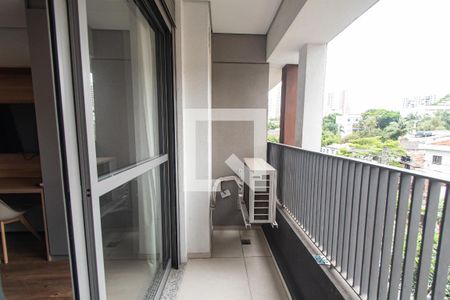 Varanda de kitnet/studio para alugar com 1 quarto, 27m² em Vila Mariana, São Paulo