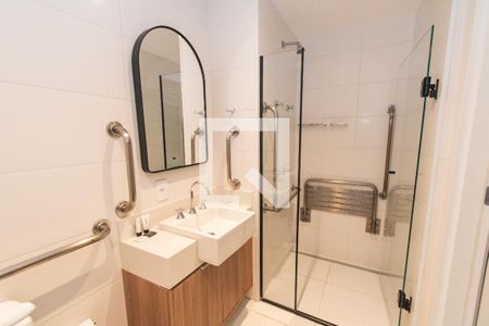 Banheiro de kitnet/studio para alugar com 1 quarto, 27m² em Vila Mariana, São Paulo