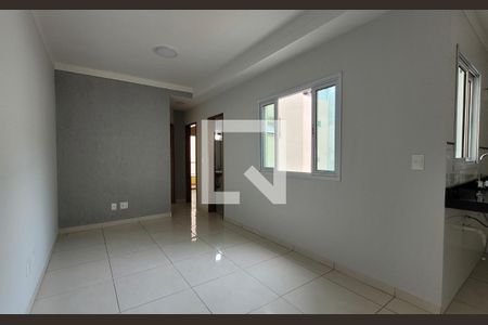 Sala de apartamento para alugar com 2 quartos, 92m² em Jardim Jamaica, Santo André