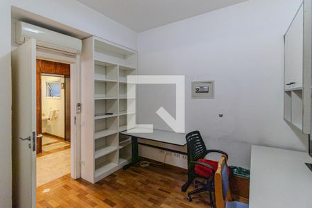 Escritório de apartamento à venda com 3 quartos, 230m² em Higienópolis, São Paulo