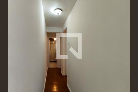 Corredor de apartamento para alugar com 2 quartos, 60m² em Centro, Rio de Janeiro