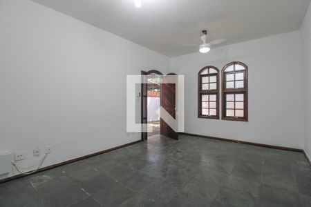 Sala de casa para alugar com 2 quartos, 330m² em Chácara da Barra, Campinas