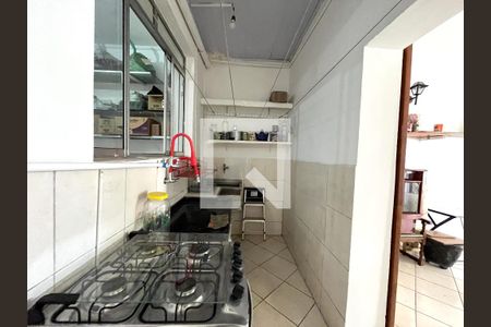 Cozinha  de casa para alugar com 2 quartos, 45m² em Vila Guarani (zona Sul), São Paulo