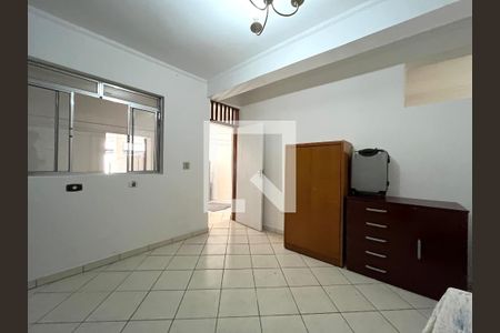 Sala/Quarto de casa para alugar com 2 quartos, 45m² em Vila Guarani (zona Sul), São Paulo