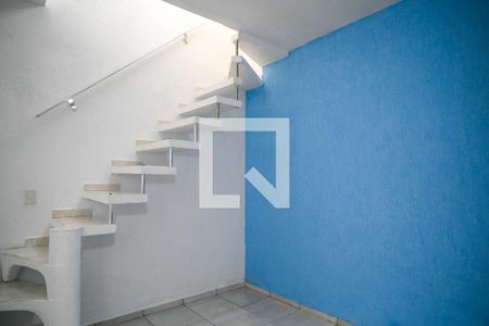 Sala de casa para alugar com 1 quarto, 80m² em Vila Brasilina, São Paulo