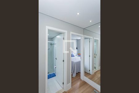 Hall dos quartos de apartamento à venda com 2 quartos, 51m² em Jardim Iris, São Paulo