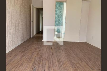 Foto 12 de casa à venda com 3 quartos, 250m² em Vila Lucia, São Paulo