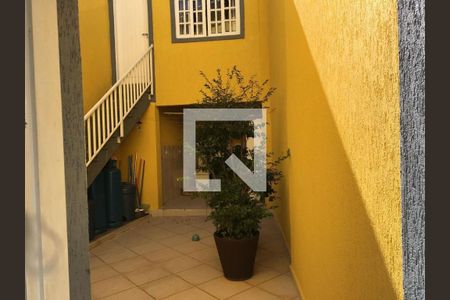 Casa à venda com 134m², 3 quartos e 2 vagas Casa à venda com 134m², 3 quartos e 2 vagasFoto 24