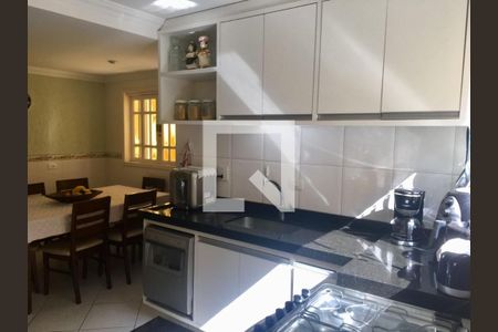 Casa à venda com 134m², 3 quartos e 2 vagas Casa à venda com 134m², 3 quartos e 2 vagasFoto 04