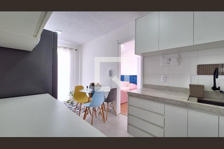 Sala/Cozinha de apartamento para alugar com 1 quarto, 31m² em Bom Retiro, São Paulo