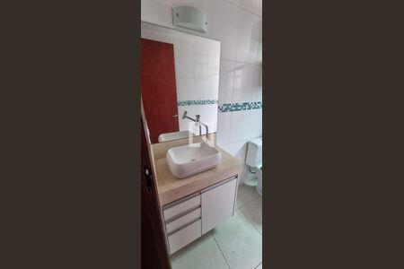 Banheiro de apartamento à venda com 2 quartos, 50m² em Jardim do Lago, Campinas