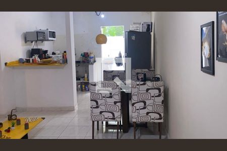 Sala de casa à venda com 1 quarto, 160m² em Vargem Grande, Rio de Janeiro