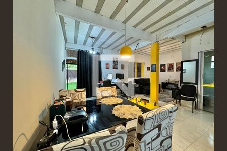 Sala de casa à venda com 1 quarto, 160m² em Vargem Grande, Rio de Janeiro