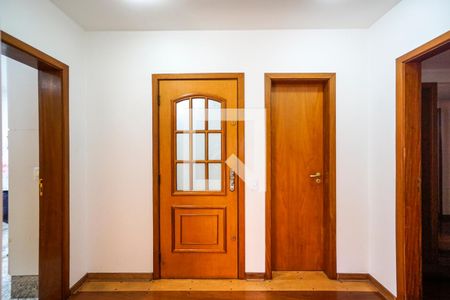 Hall de entrada de apartamento à venda com 3 quartos, 122m² em Vila Gomes Cardim, São Paulo