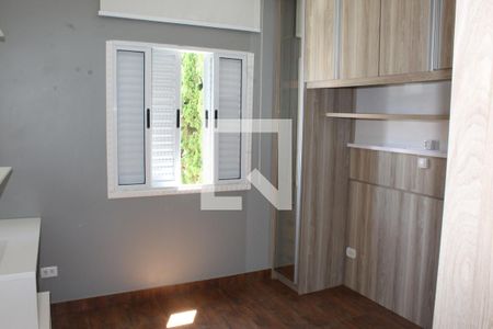 Quarto 1 de casa de condomínio para alugar com 2 quartos, 90m² em Bairro do Maranhao, Cotia