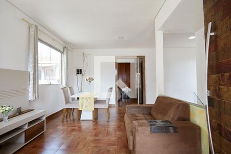 Sala 2 de casa à venda com 6 quartos, 280m² em Sagrada Família, Belo Horizonte