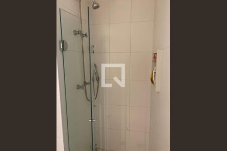 Banheiro de apartamento para alugar com 2 quartos, 64m² em Chácara Inglesa, São Paulo