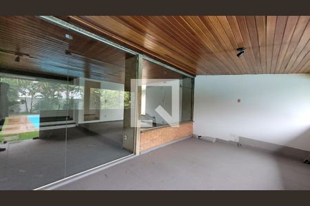 Sala de casa para alugar com 4 quartos, 631m² em Nova Campinas, Campinas