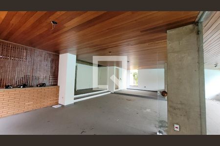 Sala de casa para alugar com 4 quartos, 631m² em Nova Campinas, Campinas