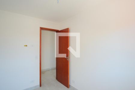 Quarto 1 de apartamento para alugar com 2 quartos, 40m² em Vila Carrão, São Paulo