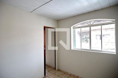 Casa para alugar com 3 quartos, 55m² em Maria Virgínia, Belo Horizonte