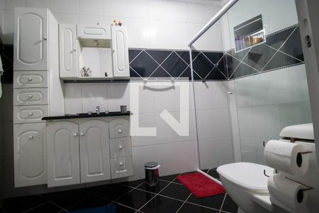 Banheiro Quarto 1 suíte de casa para alugar com 3 quartos, 80m² em Parque Novo Oratório, Santo André