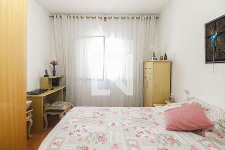 Quarto 2 de casa à venda com 3 quartos, 175m² em Vila Carrão, São Paulo